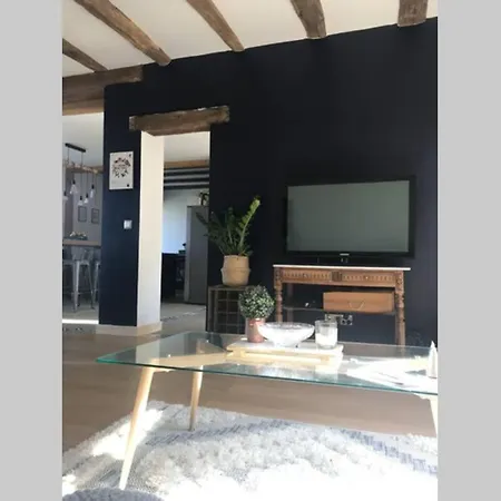 Maison Familiale 펜션 마텔
